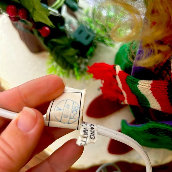 Santa’s Best Vintage Animated Christmas Decoration - Picture 3 of 5